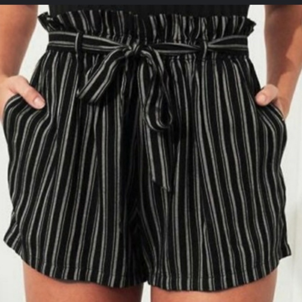 American Eagle paper bag belted stripe shorts
